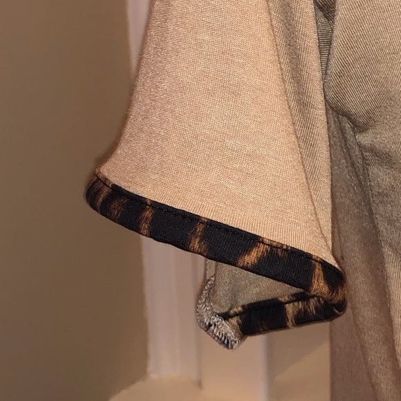 Fun Camel-Colored Leopard-Print Tee 🐪 🐆 - Picture 3 of 11